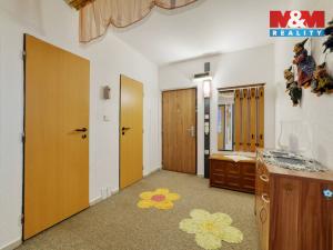 Prodej bytu 3+1, Bor, Nádražní, 67 m2