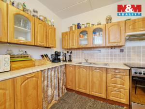 Prodej bytu 3+1, Bor, Nádražní, 67 m2