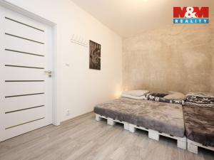 Prodej bytu 3+1, Olomouc - Neředín, Stiborova, 62 m2