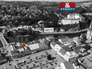 Prodej činžovního domu, Ledeč nad Sázavou, Husovo náměstí, 333 m2