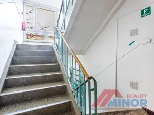 Pronájem bytu 1+1, Slaný, Rabasova, 28 m2