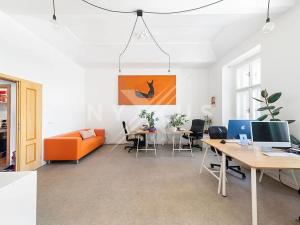 Pronájem kanceláře, Praha - Holešovice, Bubenská, 84 m2