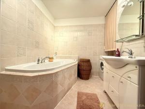 Prodej bytu 3+1, Nymburk, Maršála Koněva, 84 m2