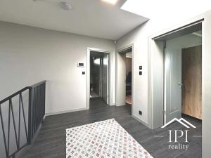 Prodej vily, Praha - Březiněves, 155 m2