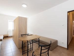 Prodej činžovního domu, Kostelec nad Labem, T. G. Masaryka, 380 m2