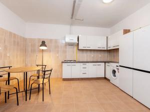 Prodej ubytování, Kostelec nad Labem, T. G. Masaryka, 380 m2