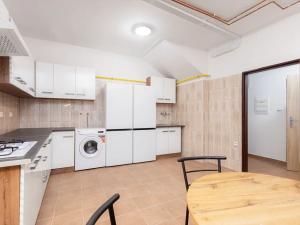 Prodej ubytování, Kostelec nad Labem, T. G. Masaryka, 380 m2