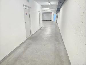 Pronájem garážového stání, Brno, Francouzská, 15 m2