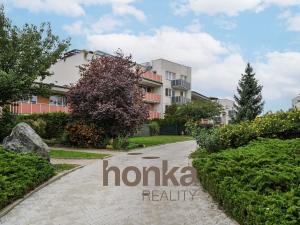 Prodej bytu 1+kk, Praha - Dolní Měcholupy, V osikách, 40 m2