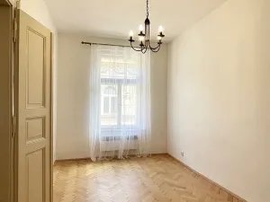Pronájem bytu 2+1, Praha - Nové Město, Helmova, 71 m2