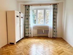 Pronájem bytu 2+1, Praha - Strašnice, Krátká, 66 m2