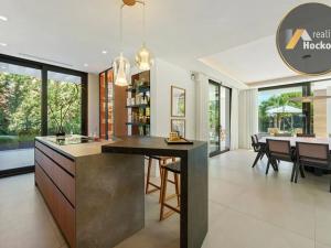 Prodej vily, Marbella, Španělsko, 611 m2