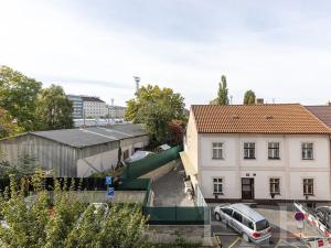 Pronájem bytu 1+kk, Praha - Vršovice, Petrohradská, 41 m2