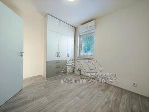 Pronájem rodinného domu, České Budějovice, 27 m2