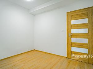 Prodej bytu 2+1, Karviná - Ráj, Kosmonautů, 52 m2