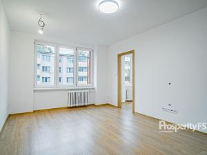 Prodej bytu 2+1, Karviná - Ráj, Kosmonautů, 52 m2