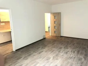 Pronájem bytu 2+1, Děčín, Pohraniční, 60 m2