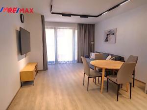 Pronájem bytu 2+kk, Praha - Libeň, Kotlaska, 59 m2