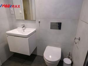 Pronájem bytu 2+kk, Praha - Libeň, Kotlaska, 59 m2