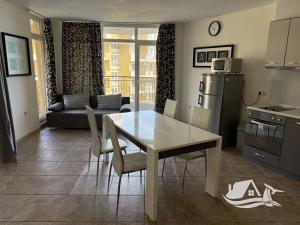 Prodej bytu 1+kk, Aheloy, Bulharsko, 67 m2