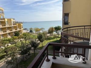 Prodej bytu 1+kk, Aheloy, Bulharsko, 67 m2