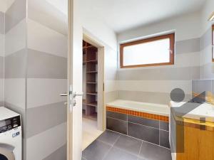 Pronájem bytu 3+kk, Praha - Stodůlky, Márova, 71 m2