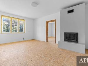 Prodej chalupy, Lopeník, 181 m2