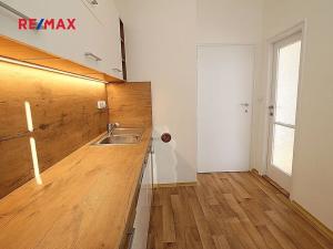 Pronájem bytu 3+1, Kladno, Kordačova, 80 m2