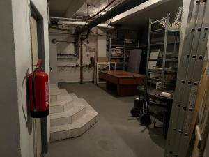 Pronájem komerční nemovitosti, Praha - Bubeneč, Národní obrany, 169 m2