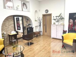 Pronájem komerční nemovitosti, Praha - Smíchov, Štefánikova, 42 m2