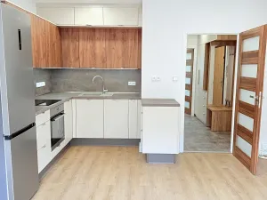 Pronájem bytu 2+kk, Liberec, Vackova, 42 m2
