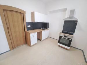 Pronájem bytu 1+1, Pardubice, Jana Palacha, 38 m2