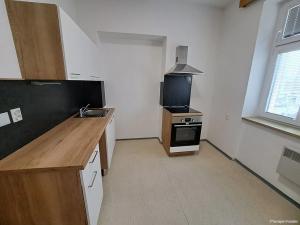 Pronájem bytu 1+1, Pardubice, Jana Palacha, 38 m2