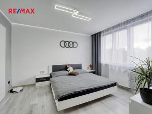 Prodej bytu 1+1, Chodová Planá, 35 m2