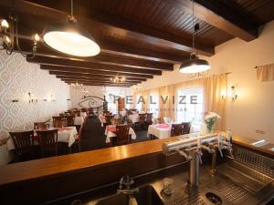 Prodej domu, Nové Hrady, 880 m2