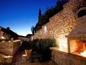 Prodej rodinného domu, Bobovišća, Chorvatsko, 200 m2