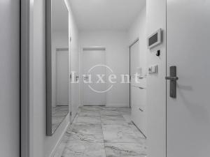 Prodej bytu 2+kk, Praha, Formanská, 56 m2