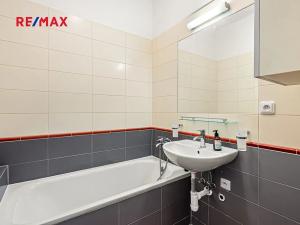 Pronájem bytu 2+1, Praha - Vršovice, Litevská, 60 m2