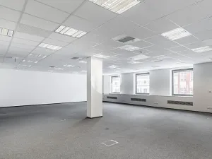 Pronájem kanceláře, Praha - Karlín, Thámova, 150 m2