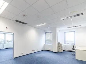 Pronájem kanceláře, Praha, 900 m2