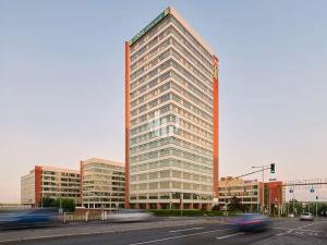 Pronájem kanceláře, Praha - Stodůlky, Bucharova, 150 m2