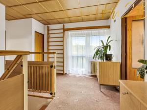 Prodej rodinného domu, Vrhaveč - Neznašovy, 253 m2