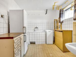 Prodej rodinného domu, Vrhaveč - Neznašovy, 253 m2