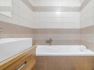 Prodej bytu 3+1, Zábřeh, 17. listopadu, 74 m2