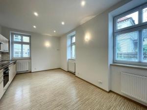Pronájem bytu 2+1, Liberec, Baarova, 70 m2