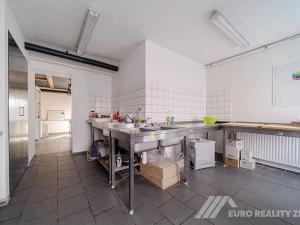 Pronájem restaurace, Otrokovice, Dr. E. Beneše, 237 m2