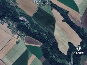 Prodej podílu lesa, Kováň, 335 m2