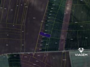 Prodej podílu pole, Martiněves, 335 m2