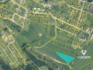 Prodej podílu pozemku pro bydlení, Nové Hrady, 1305 m2