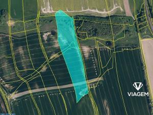 Prodej podílu pole, Jindřichov, 2051 m2